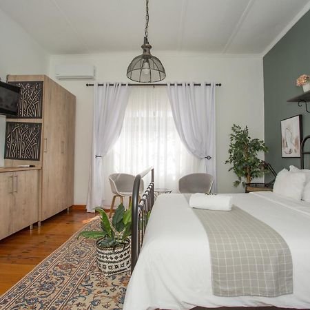 Steytlerville Royal Hotel Eksteriør billede