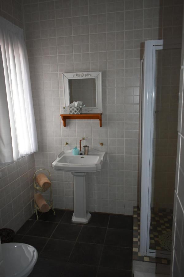 Steytlerville Royal Hotel Eksteriør billede