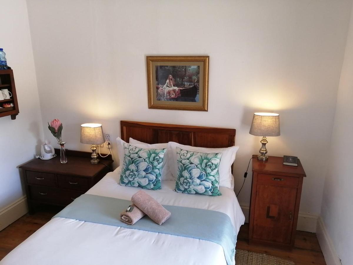 Steytlerville Royal Hotel Eksteriør billede